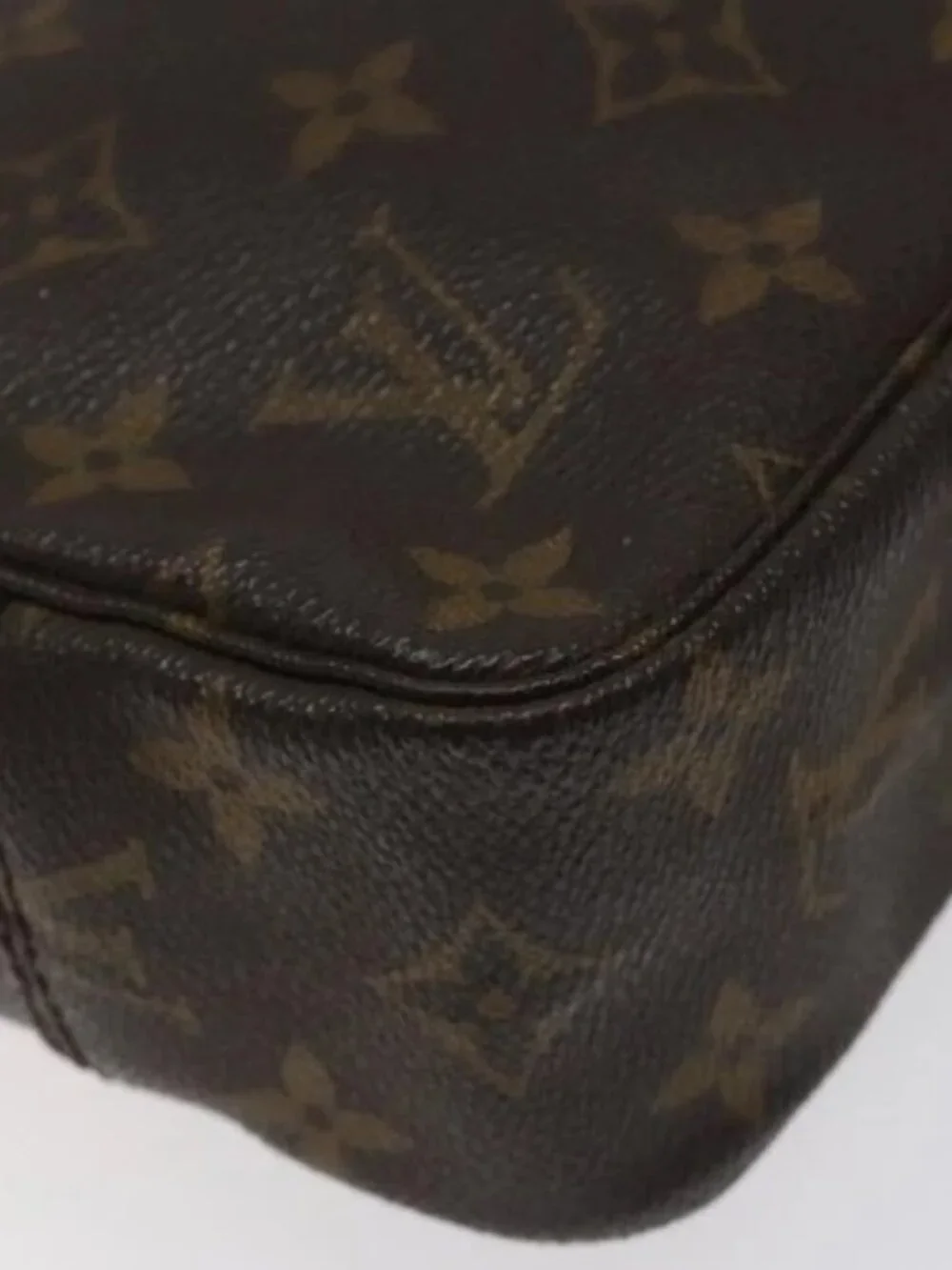 LOUIS VUITTON Monogram Trousse Toilette 23 Clutch Bag M47524 LV Auth yk18331